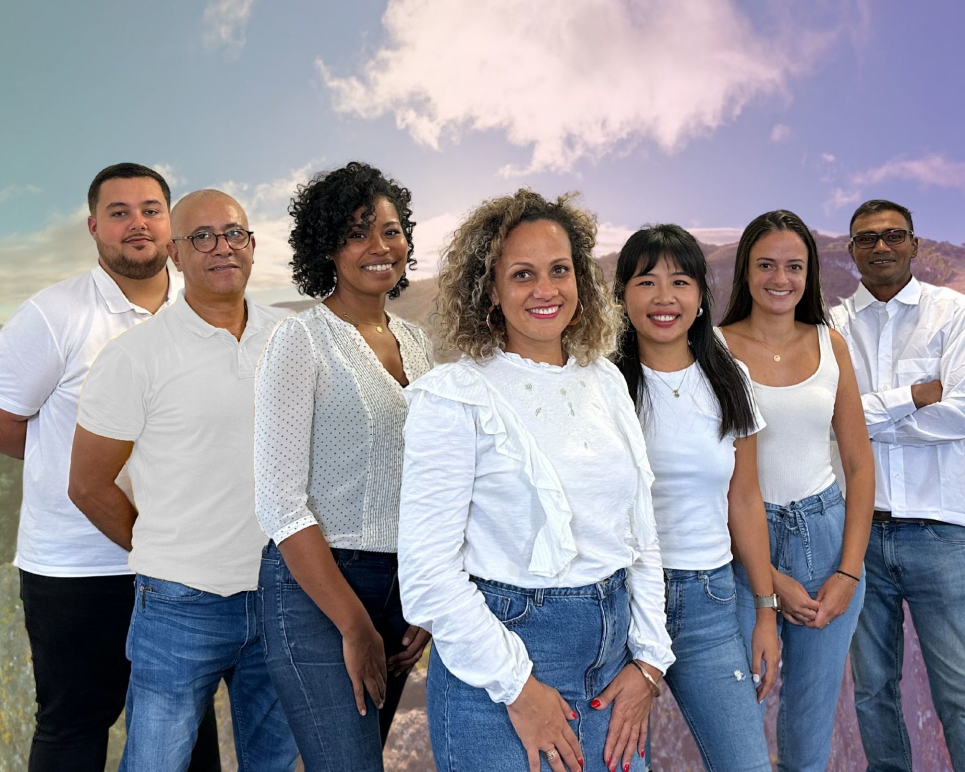 L'équipe Accueil de la FRT pose, souriante